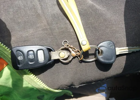 2015 Hyundai Elantra Se из США, поврежденный, VIN 5NPDH4AE3FH564670